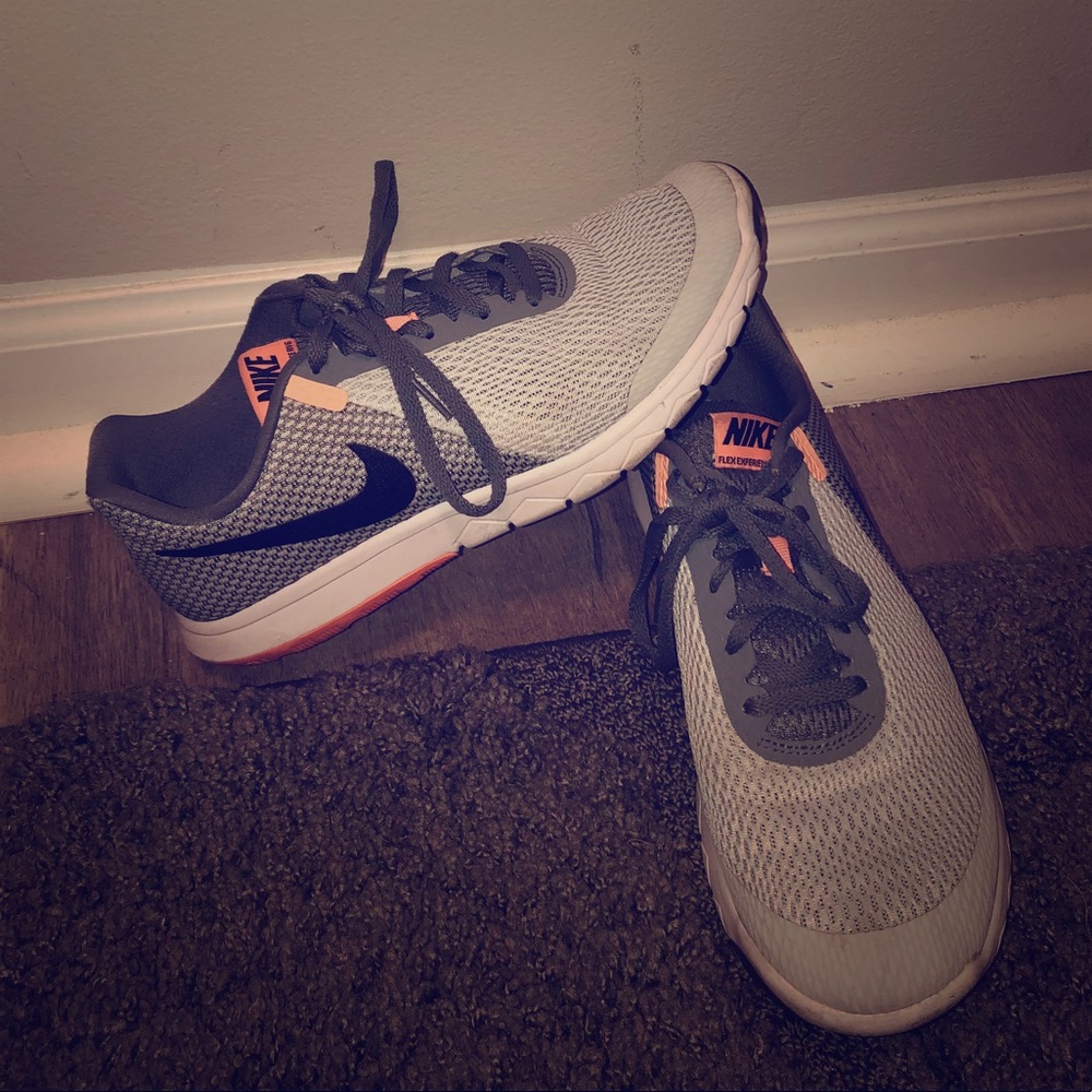 White/Grey Nike Runners